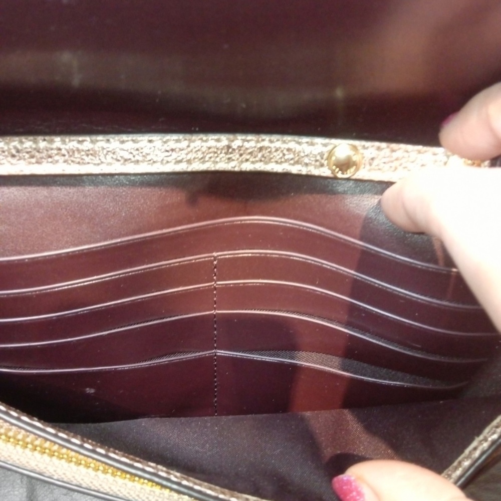 🎉Host Pick🎉COACH Hayden Crossbody Clutch in Rose Gold - Picture 5 of 8